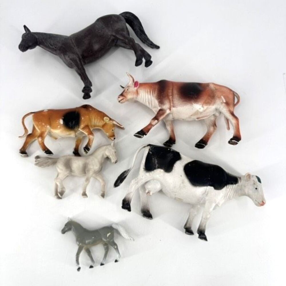 Vintage 1980s IMPERIAL Horse Dark Brown Cows Bull Figures Group of 6 Barn Animal